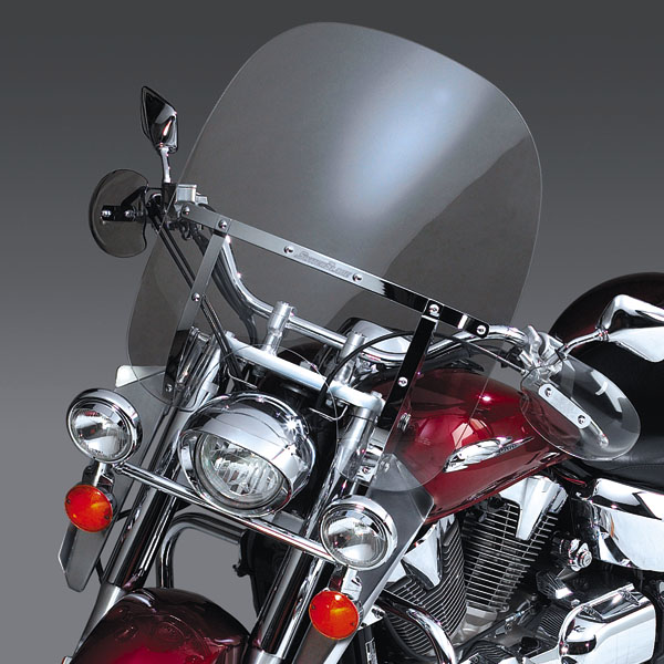 Ветровое стекло на мотоцикл из монолитного поликарбоната