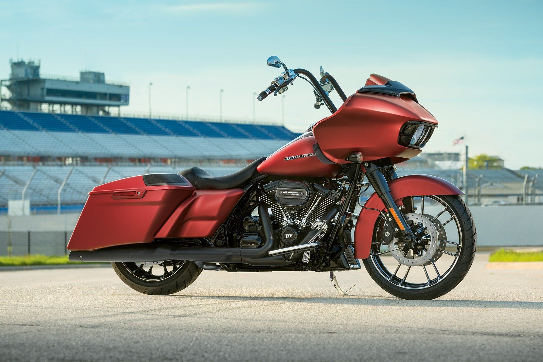 Harley-davidson road glide (2020 - on) review | mcn