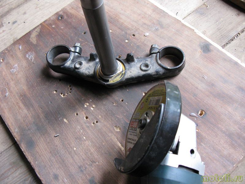 Рулевая колонка мопеда: ремонт, замена пошипника, как устранить стук