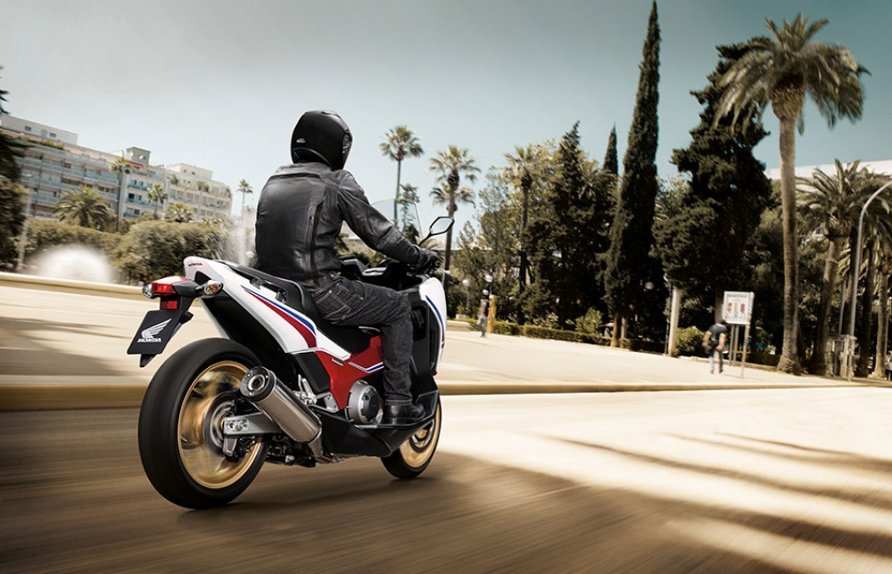Обзор мотоцикла хонда nc 700 - типичный дорожный байк