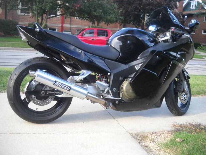 Мотоцикл honda cbr 1100 xx super blackbird 1999