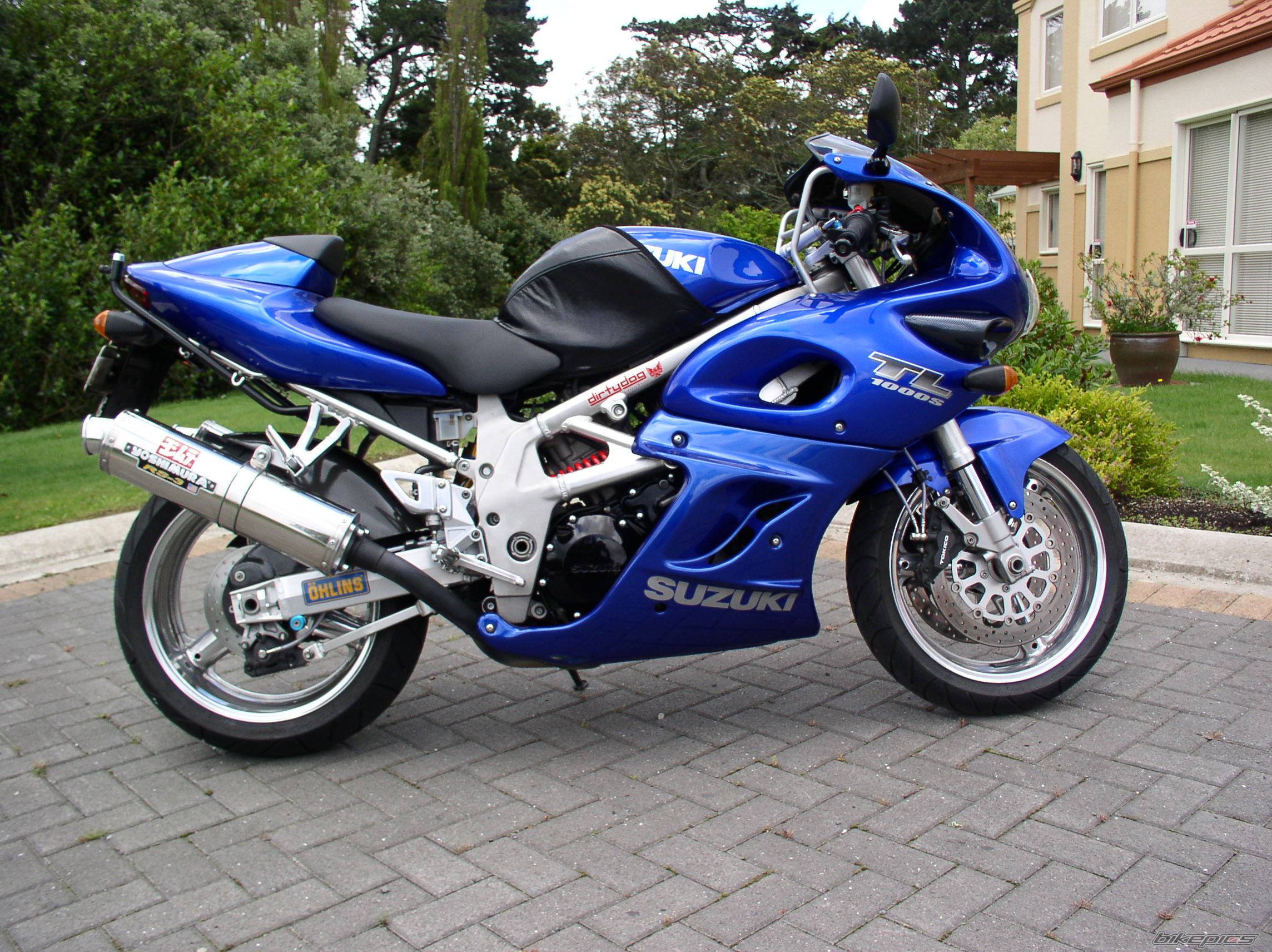 Suzuki tlr1000