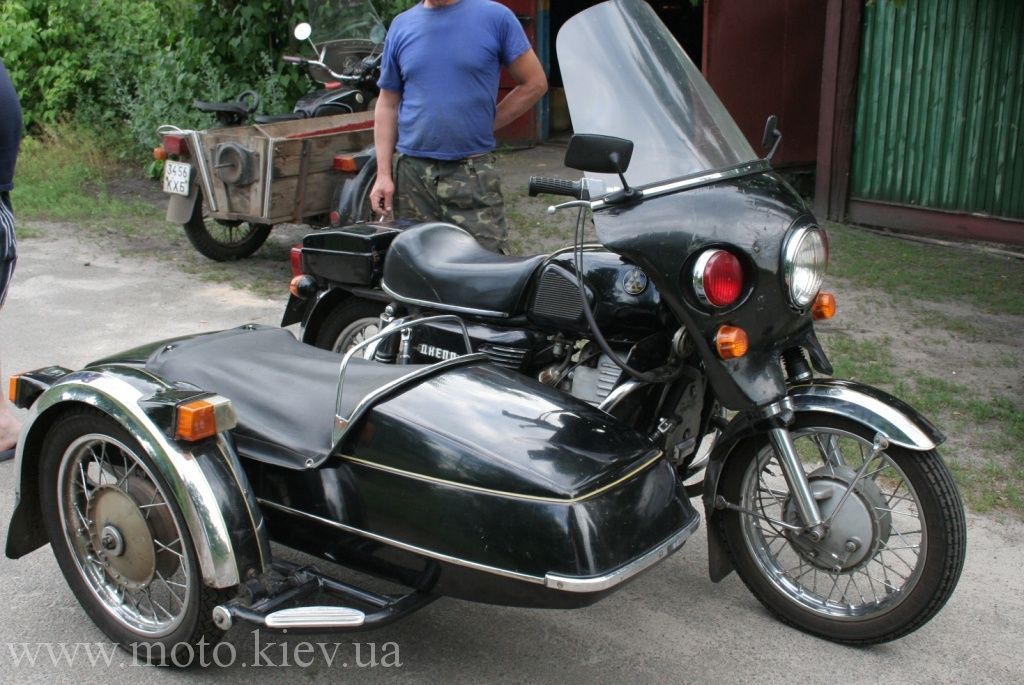 Информация по мотоциклу днепр кремлевский эскорт