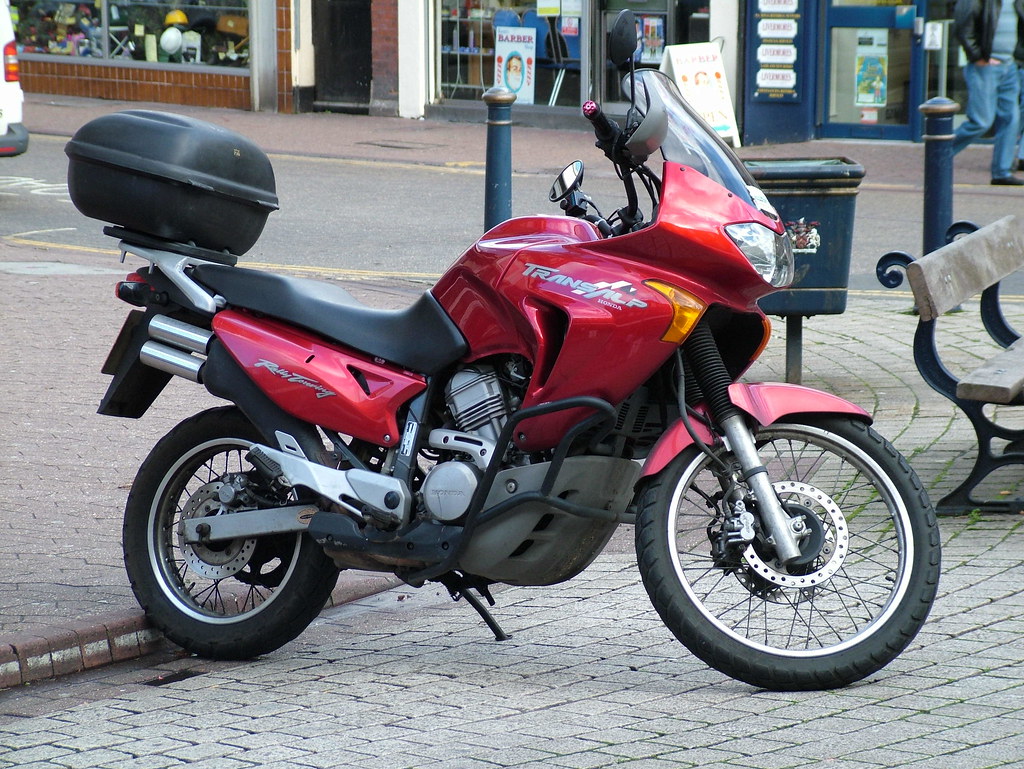 Honda трансальп 650