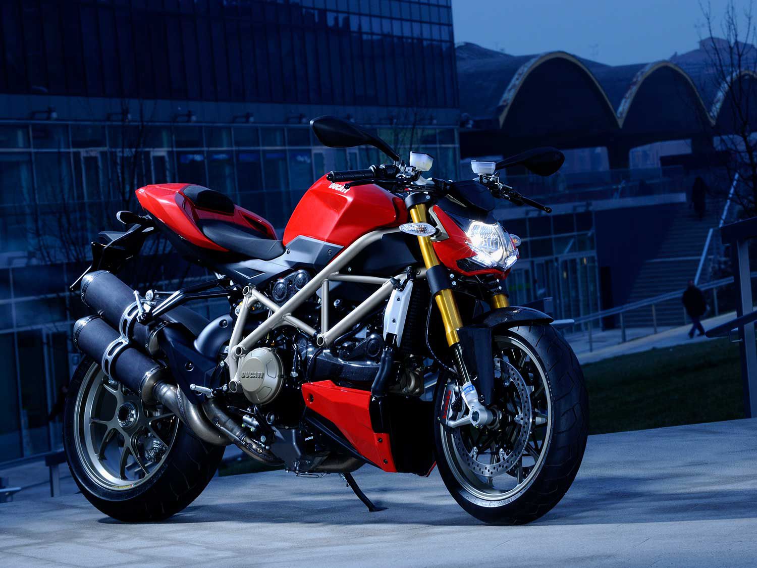 Ducati streetfighter 848 (2011 - on) review