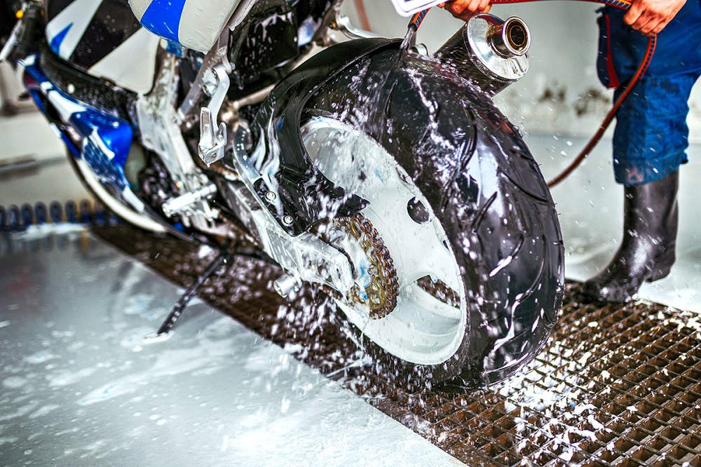 Как правильно мыть скутер