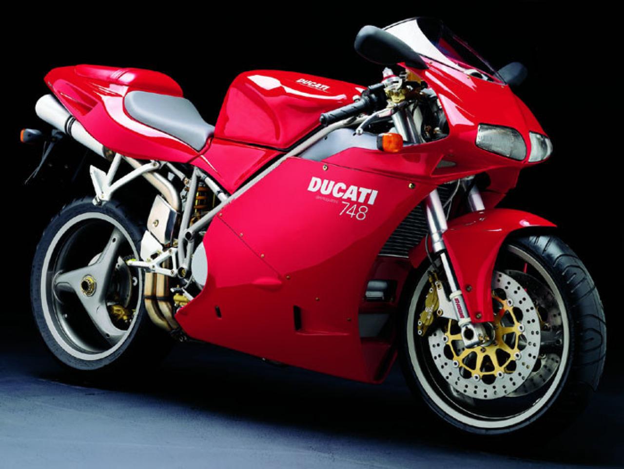 Мотоцикл ducati 748 r 2002