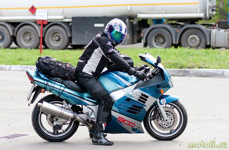 Мотоциклы suzuki gsx-r: технические характеристики, отзывы :: syl.ru