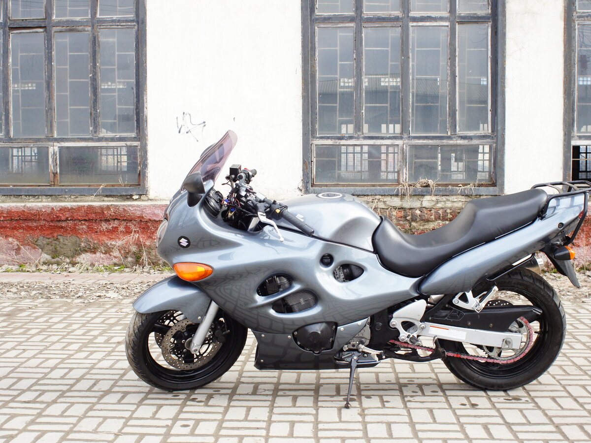 Suzuki gsx750f katana: review, history, specs - bikeswiki.com, japanese motorcycle encyclopedia