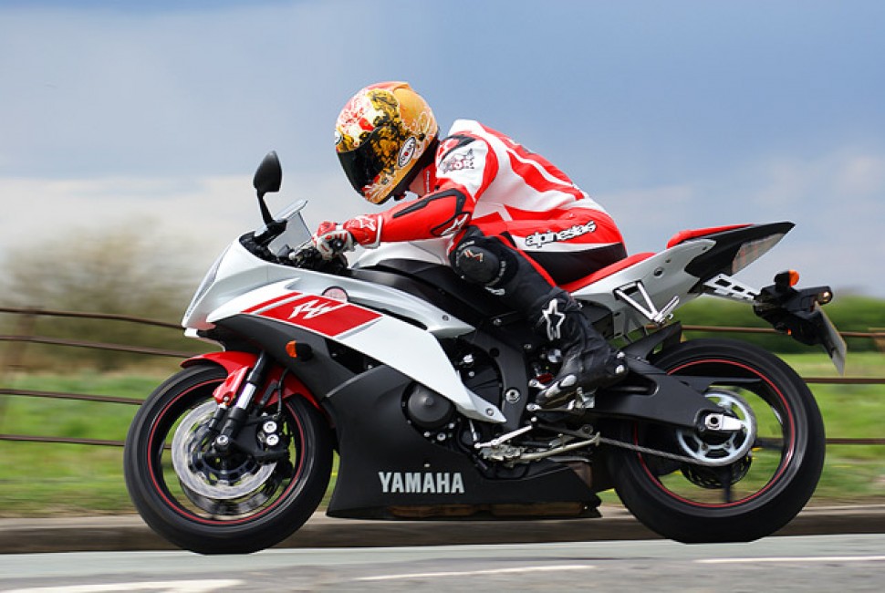 Обзор мотоцикла yamaha r6 (yzf-r6)