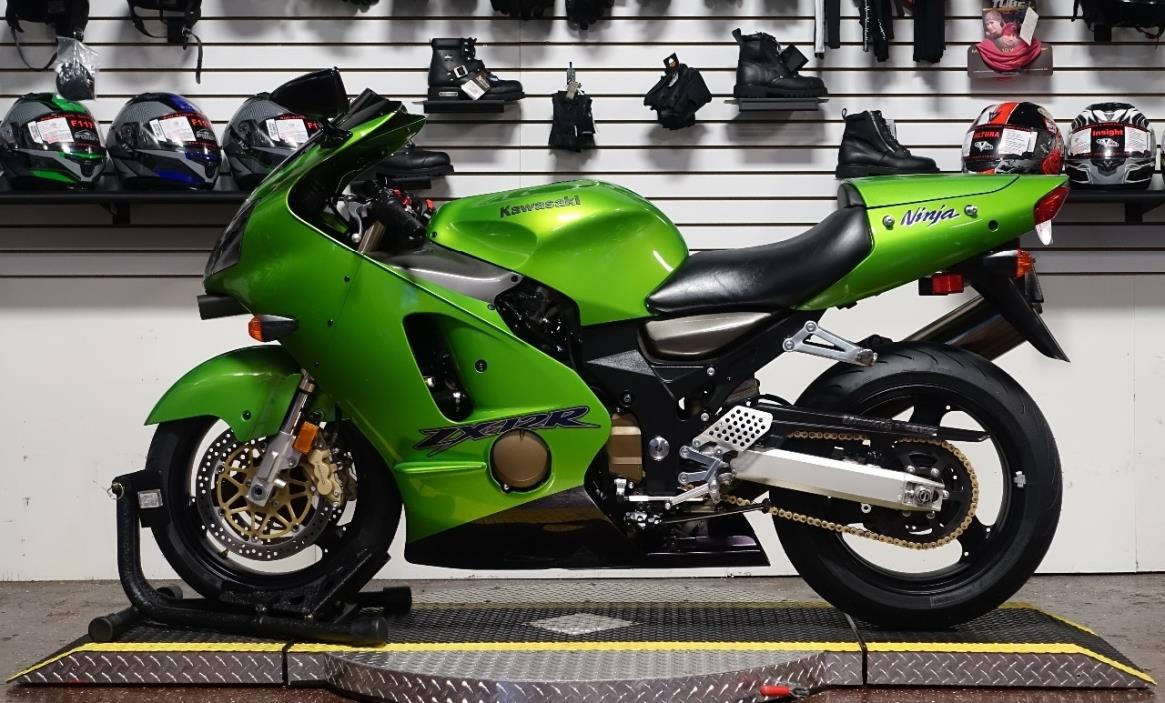 Спортивный мотоцикл kawasaki zx-7r: обзор технических характеристик, обьем, разгон, отзывы