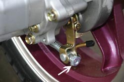 Плохо работает дисковый тормоз скутера — устраняем поломку