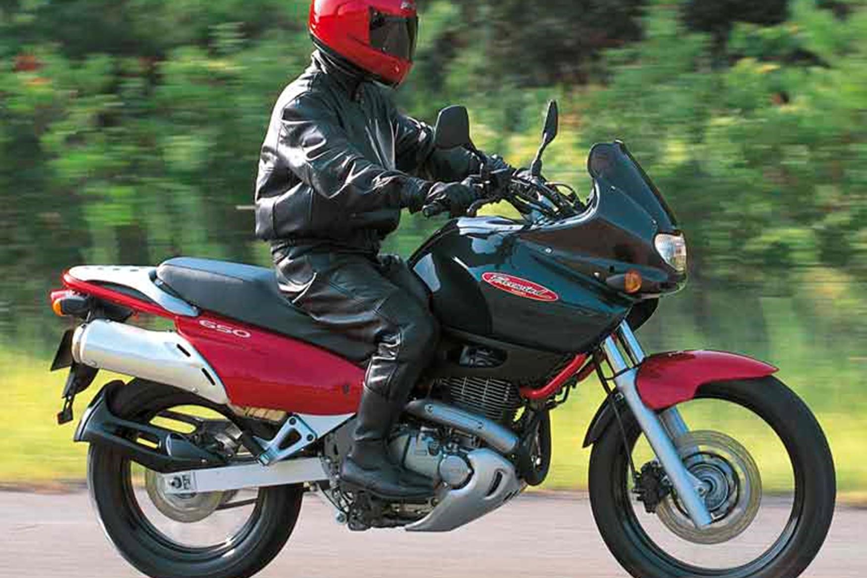 Suzuki xf650 freewind: review, history, specs - bikeswiki.com, japanese motorcycle encyclopedia