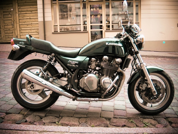 Обзор мотоцикла kawasaki zephyr 750 (zr 750)