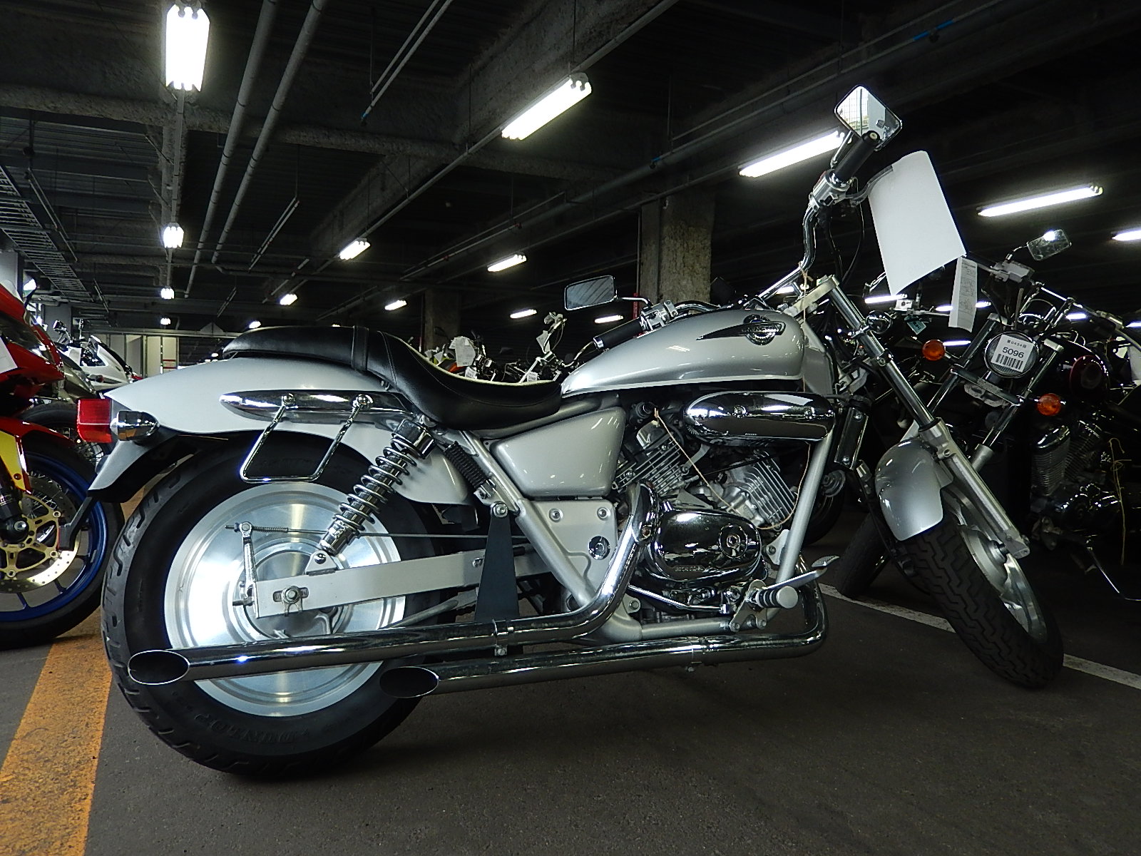 Обзор мотоцикла honda magna 250