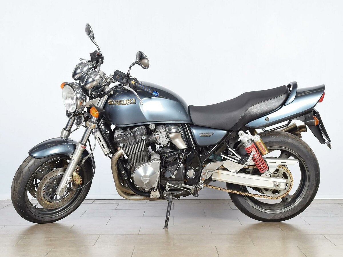 Мотоцикл suzuki inazuma 400