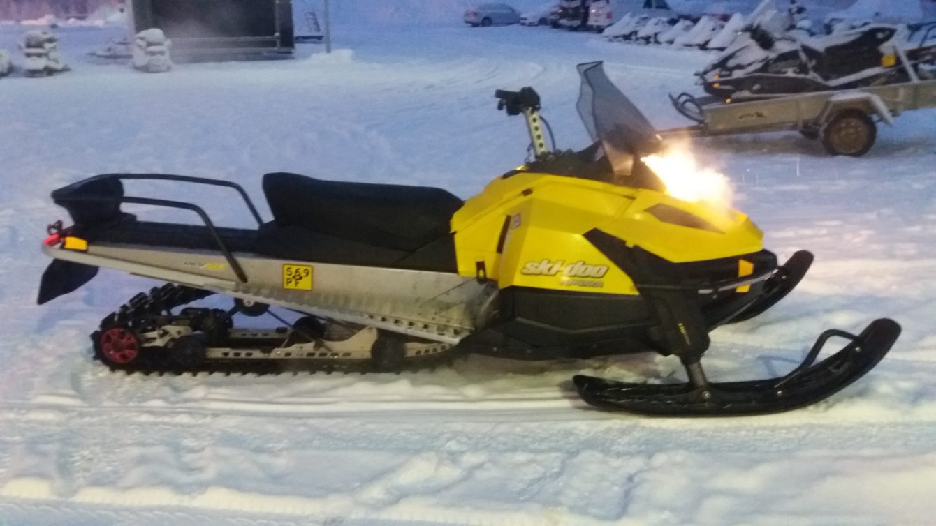 Skidoo Tundra Widetrack 550