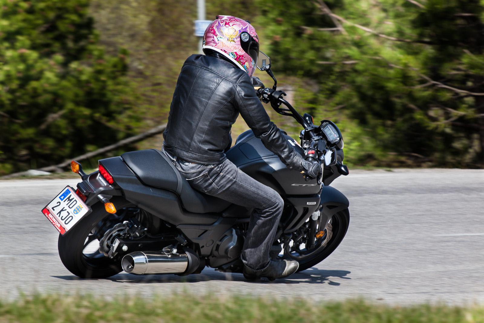 Обзор мотоцикла honda ctx1300