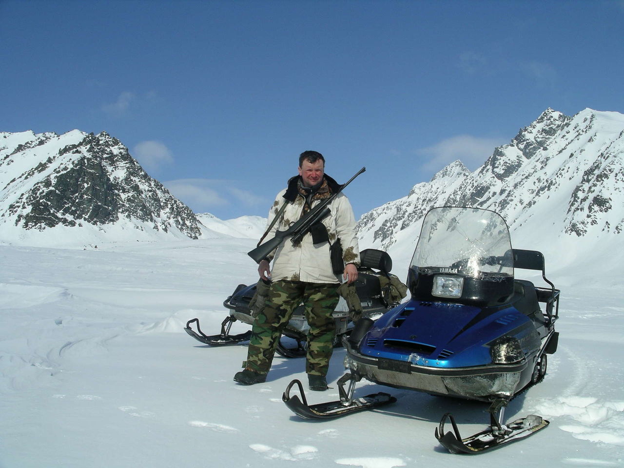 Охота на снегоходе: выбор техники, оружия, тактики