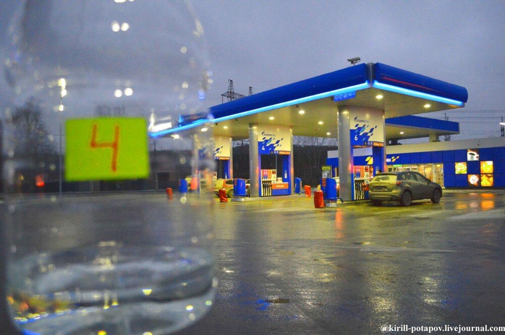 Откуда берут бензин заправки? | bankstoday