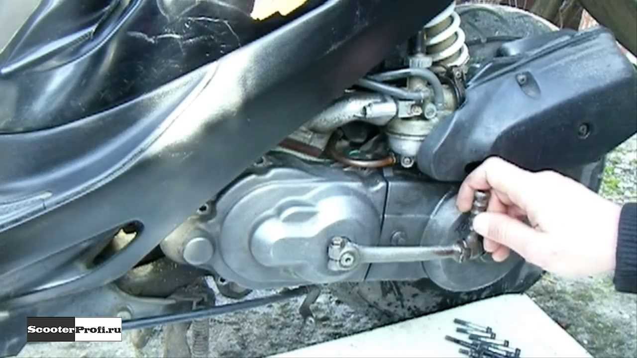 Как заменить моторное масло на скутере