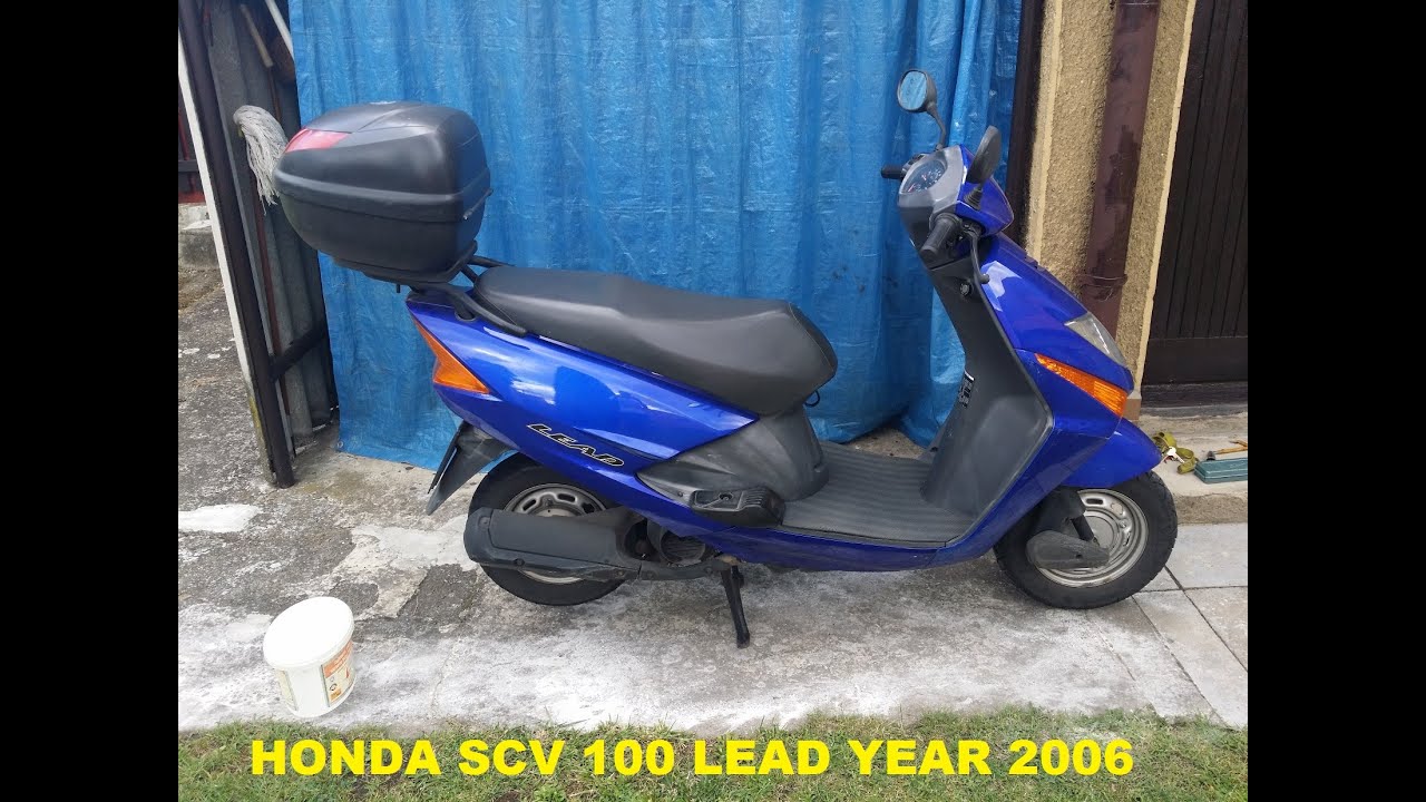 Скутер Honda Lead SCV 100