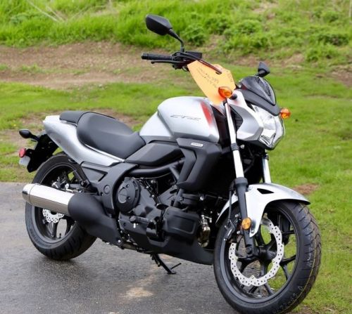 Мотоцикл honda ctx 700n 2014: рассматриваем обстоятельно